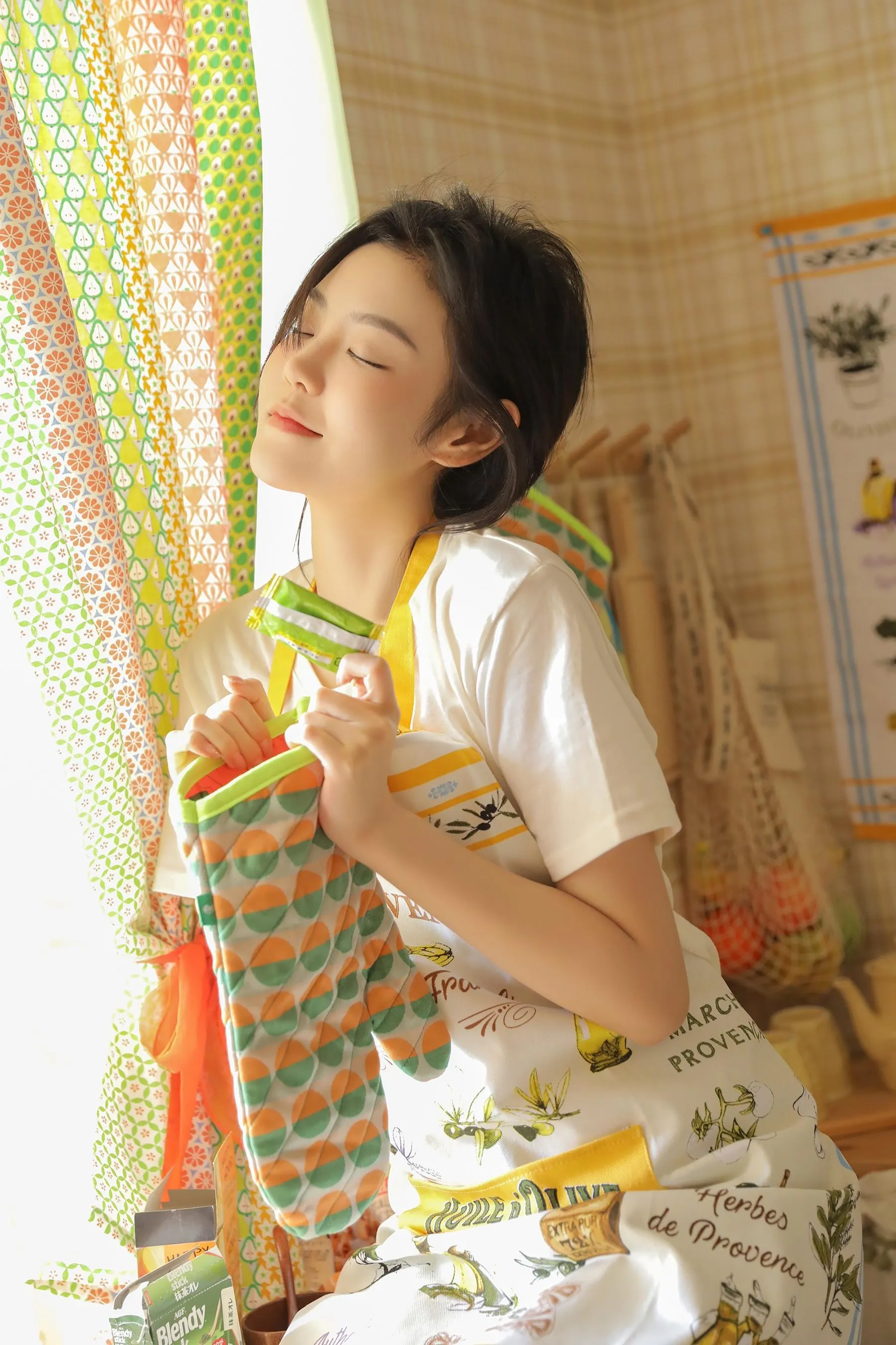 [YITUYU艺图语]2022.07.07 橙味小厨娘 苡萱mua [43P]插图2